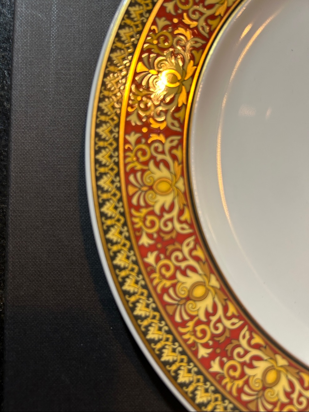 3 Versace 9" salad or sm. dinner plates I have 2 barocco and 1 medusa. - Picture 4 of 7